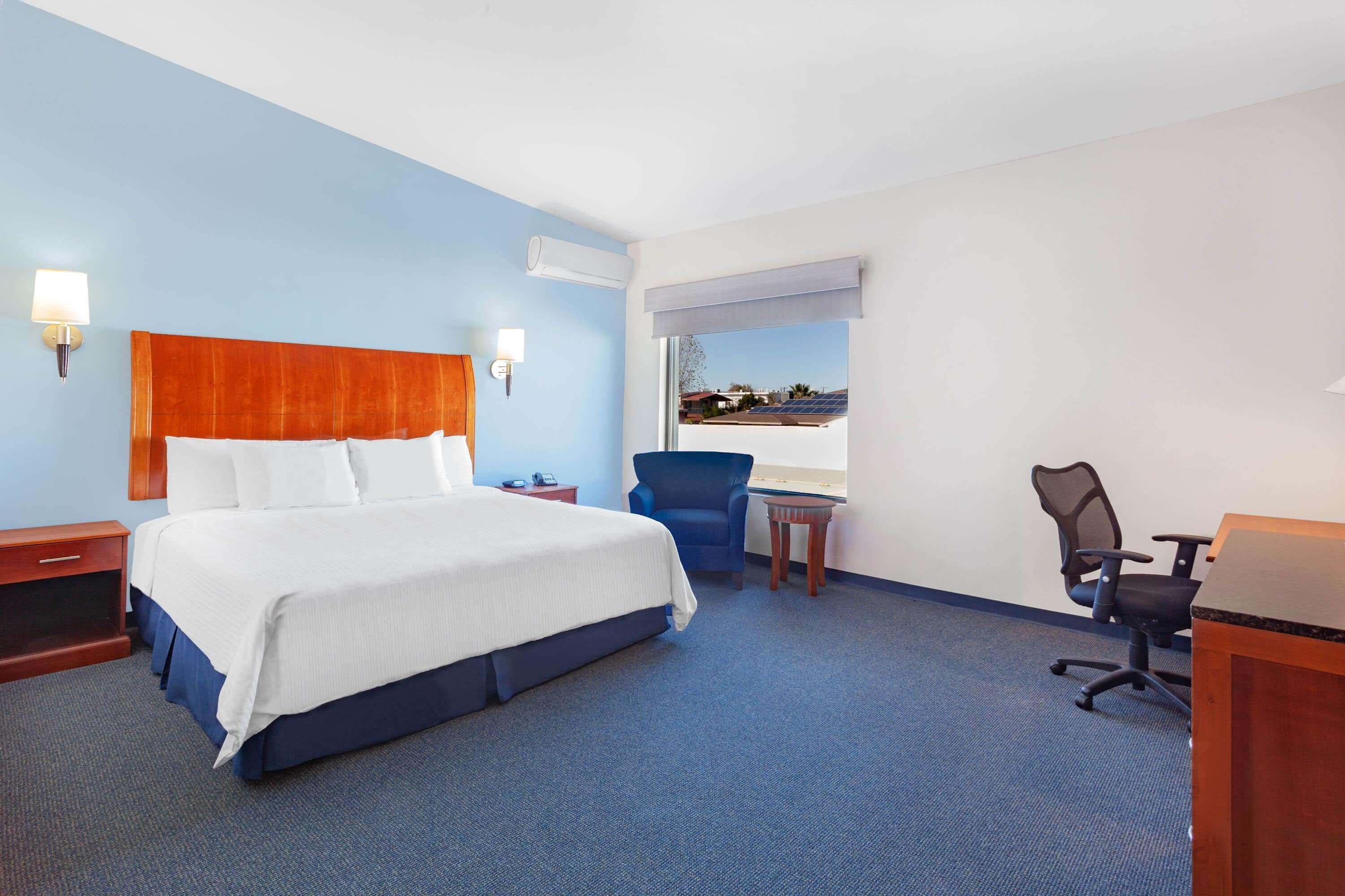 Days Inn By Wyndham Piedras Negras Extérieur photo