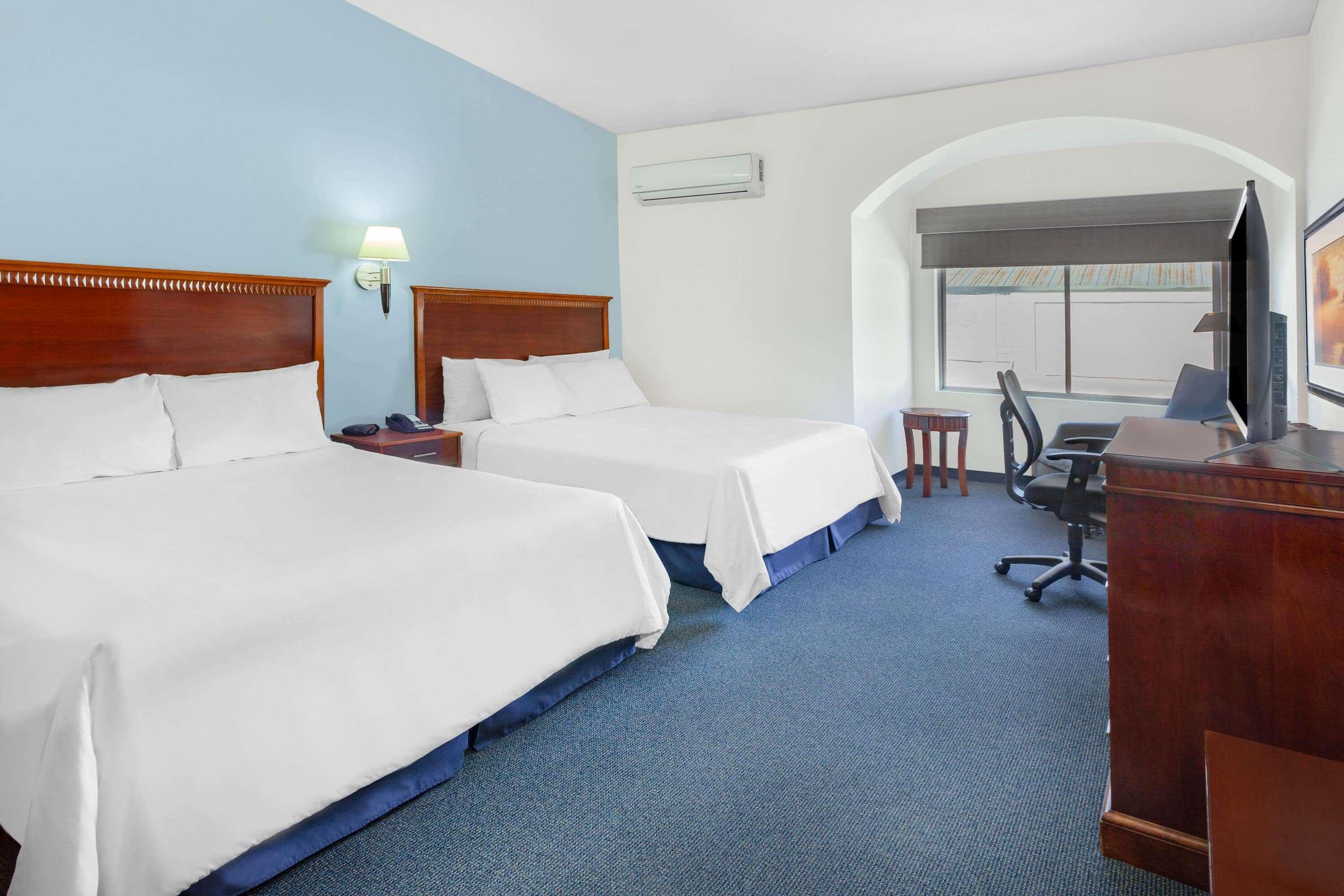 Days Inn By Wyndham Piedras Negras Extérieur photo